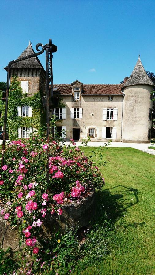 Pierre Deluen Domaine De La Grange De Quaire Panzió Chassenon Kültér fotó