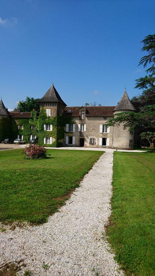 Pierre Deluen Domaine De La Grange De Quaire Panzió Chassenon Kültér fotó
